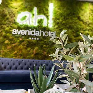 Avenida Отель