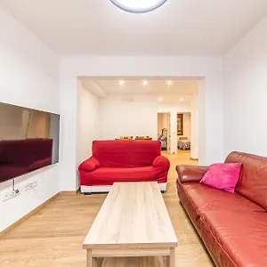 Casa Gomez, Parking Gratuito En Pleno Centro Almería