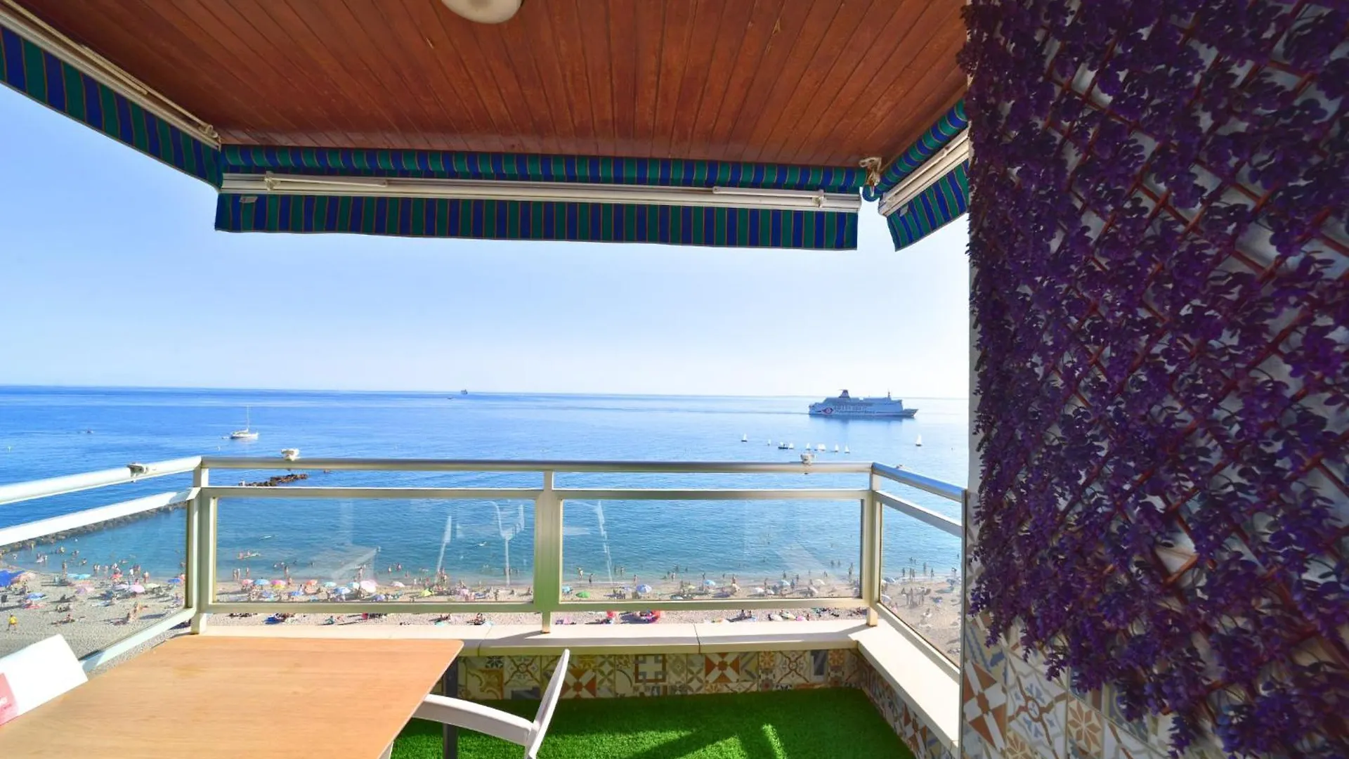 Expoholidays - Solarium Borrar Almeria Apartment