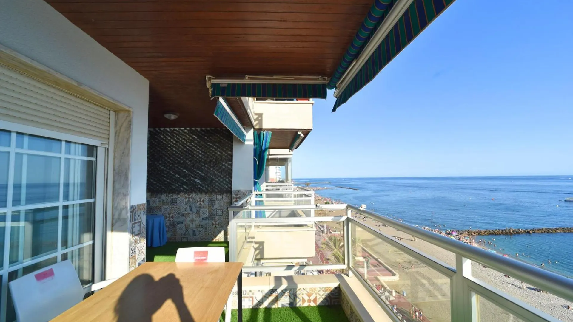 Expoholidays - Solarium Borrar Almeria